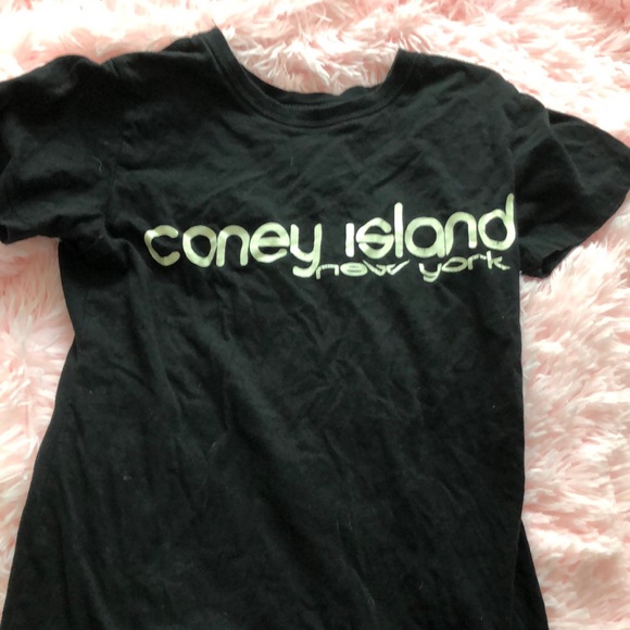 Coney Island 🌴 NYC shirt 😍 - Picture 4 of 12